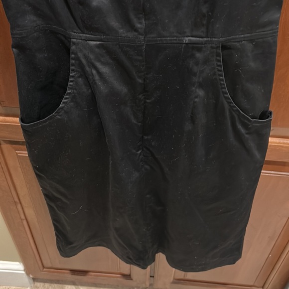 Dress - Picture 4 of 10